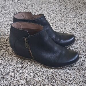 Dansko Black Leather Hidden Wedge Ankle Boots Size 38